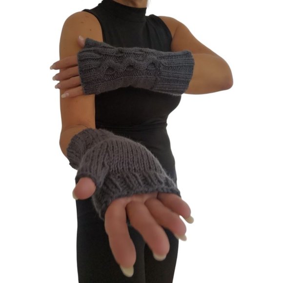 Grey Seamless Knitted Fingerless Texting Gloves Unisex Gift Handmade in Canada - Picture 7 of 8